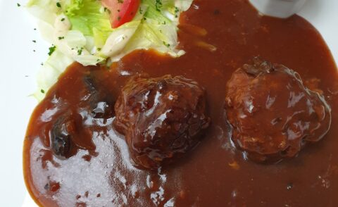 vendredi 25 juillet et samedi 26 juillet sur réservation « boulettes à la liégeoise ou tomates champignons »