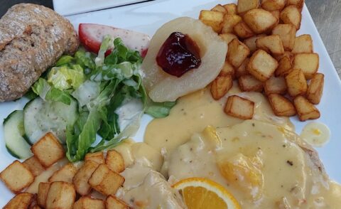 vendredi midi et soir sur réservation « aiguillette de poulet sauce à l&rsquo;orange et ses accompagnements »